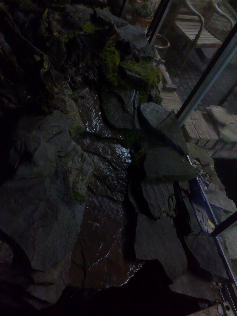 Der Bau des Wasserfalls