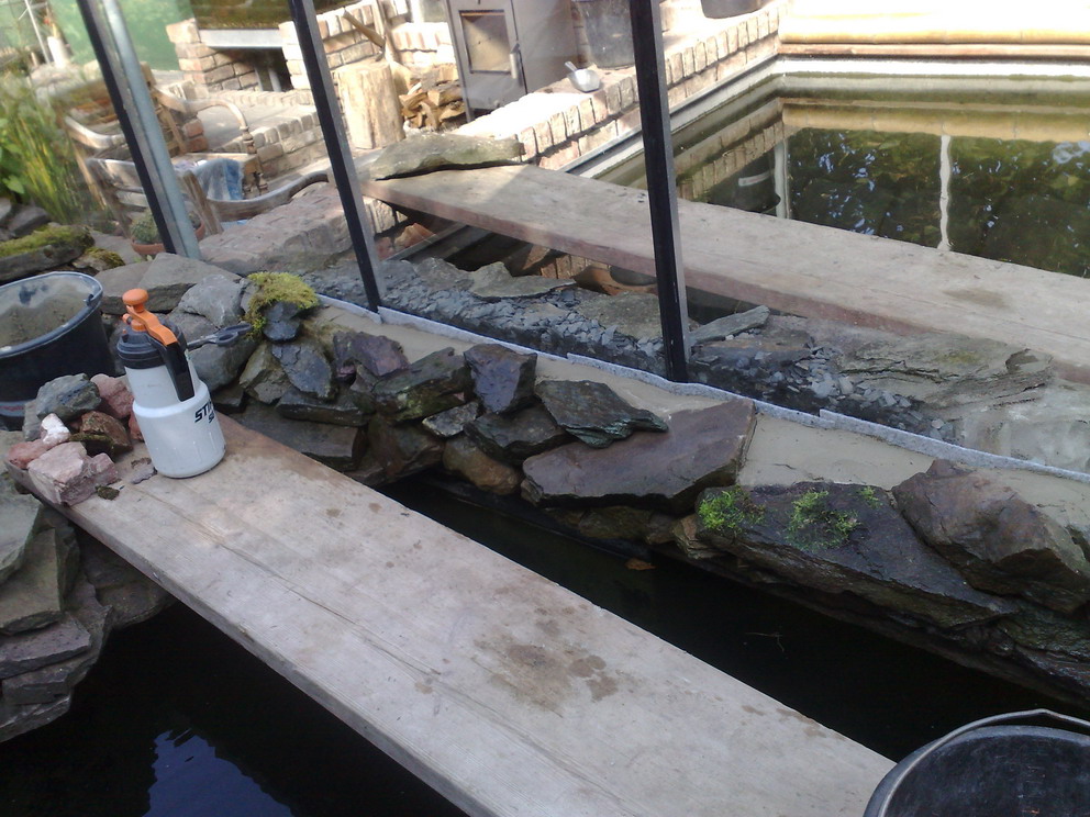 Wasserfall im Gewächshaus